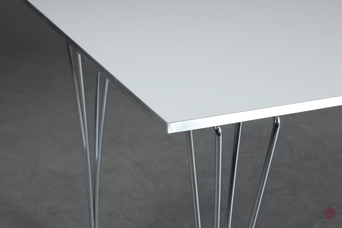 Fritz Hansen Rectangular Esstisch 180 x 80cm in Weiß gebraucht Fritz Hansen Rectangular Esstisch 180 x 80cm in Weiß gebraucht