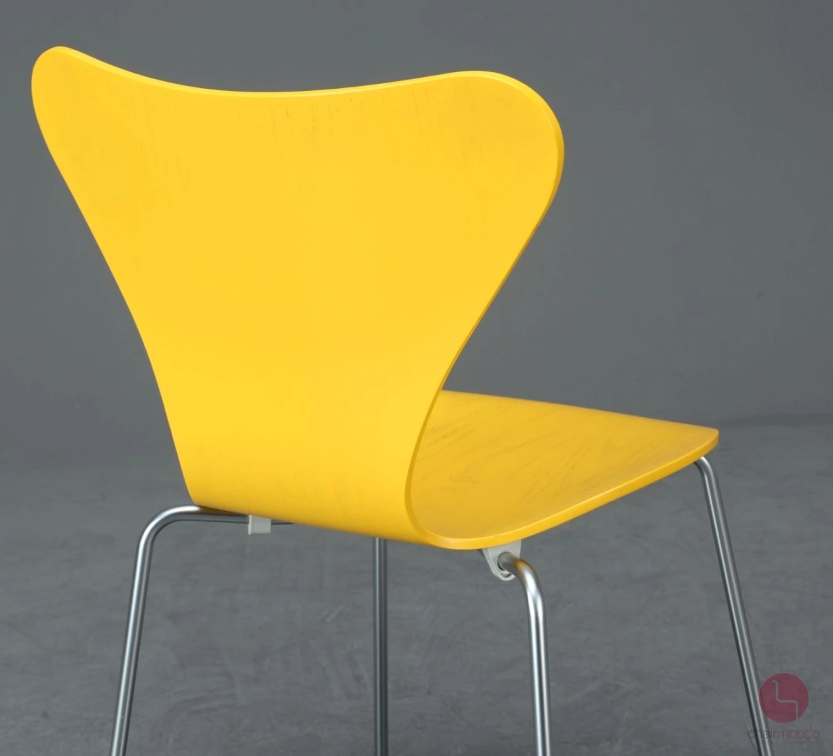 Fritz Hansen 3107 Serie 7 Gelb lackiert gebraucht Fritz Hansen 3107 Serie 7 Gelb lackiert gebraucht