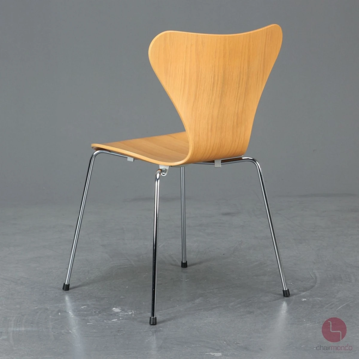 Fritz Hansen 3107 Serie 7 Stuhl in Buche gebraucht Fritz Hansen 3107 Serie 7 Stuhl in Buche gebraucht