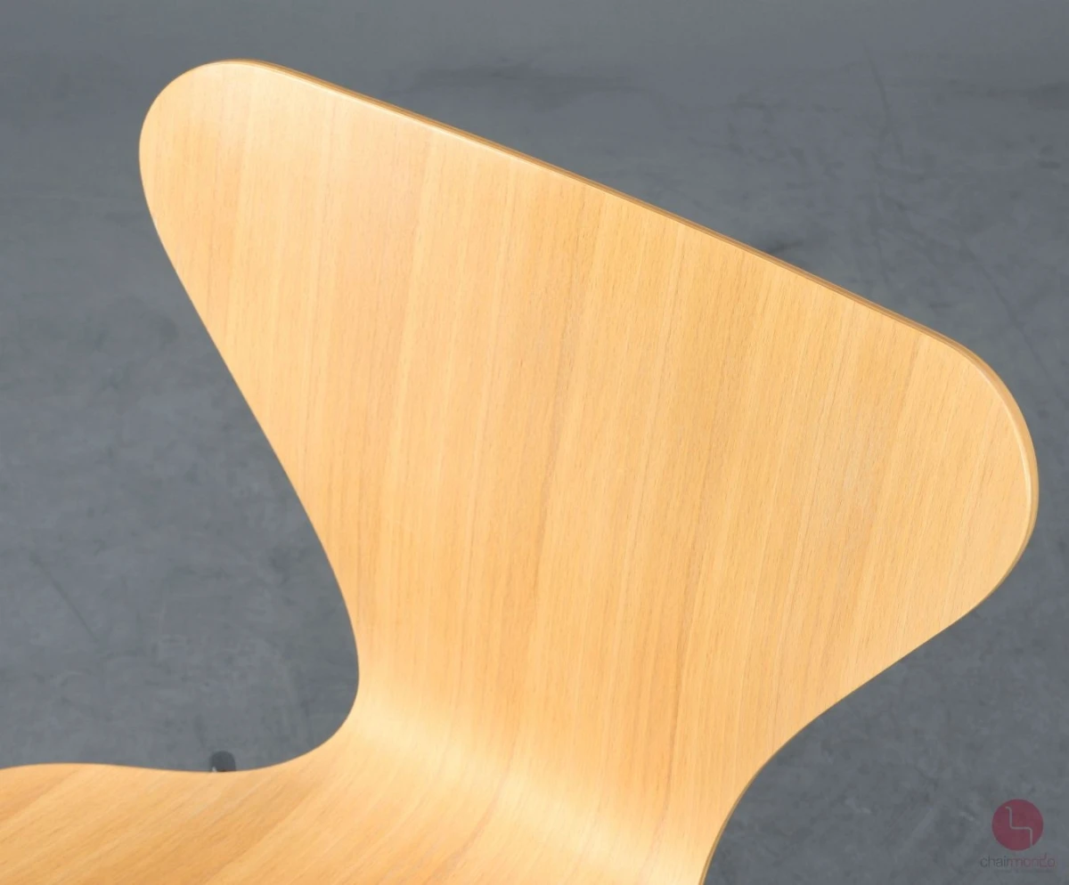 Fritz Hansen 3107 Serie 7 Stuhl in Buche gebraucht Fritz Hansen 3107 Serie 7 Stuhl in Buche gebraucht