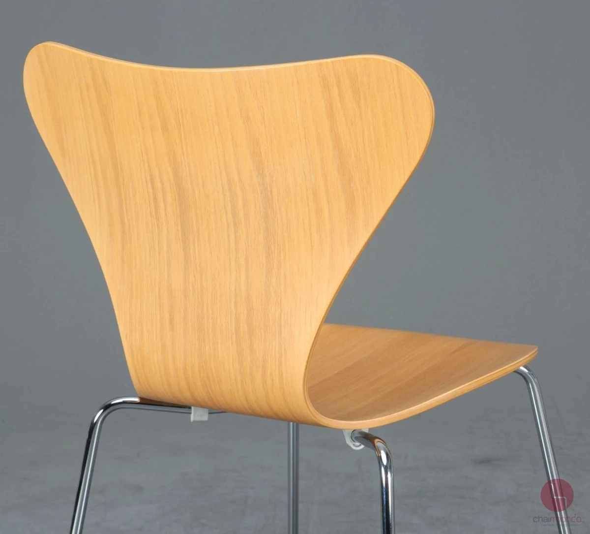 Fritz Hansen 3107 Serie 7 Stuhl in Buche gebraucht Fritz Hansen 3107 Serie 7 Stuhl in Buche gebraucht