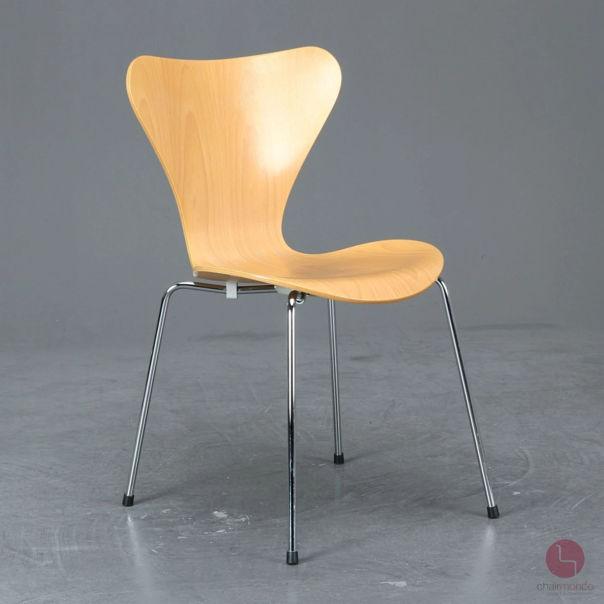 Fritz Hansen 3107 Serie 7 Stuhl in Buche gebraucht Fritz Hansen 3107 Serie 7 Stuhl in Buche gebraucht