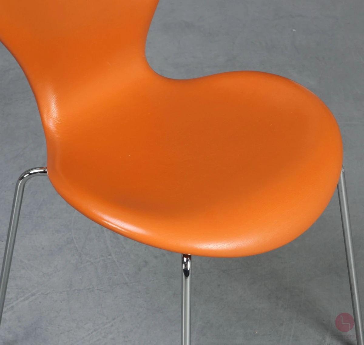 Fritz Hansen Serie 7 Leder Stuhl in Cognac Orange Fritz Hansen Serie 7 Leder Stuhl in Cognac Orange