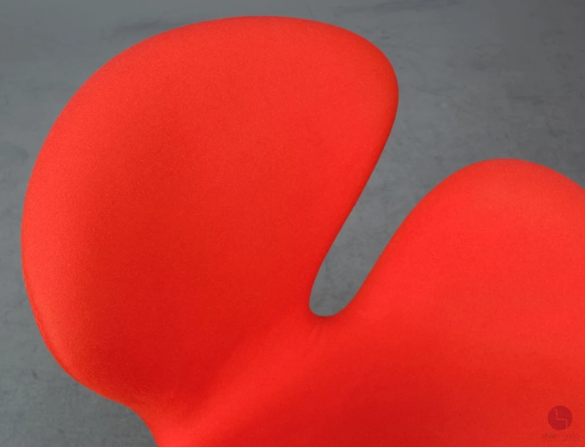 Fritz Hansen Swan Chair in Rot Lounge Sessel gebraucht Fritz Hansen Swan Chair in Rot Lounge Sessel gebraucht