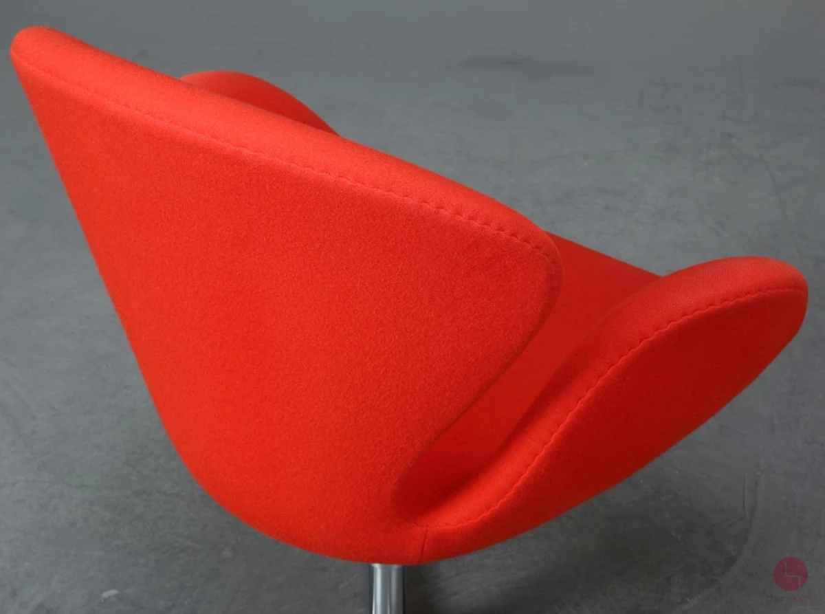Fritz Hansen Swan Chair in Rot Lounge Sessel gebraucht