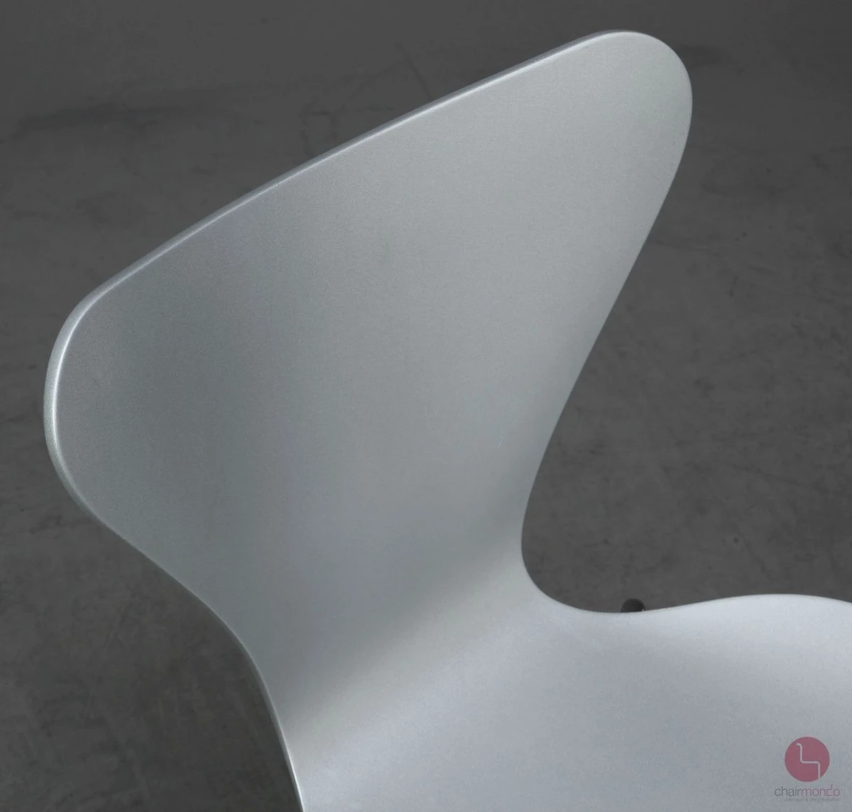Fritz Hansen 3107 Serie 7 Stuhl in Silber gebraucht Fritz Hansen 3107 Serie 7 Stuhl in Silber gebraucht