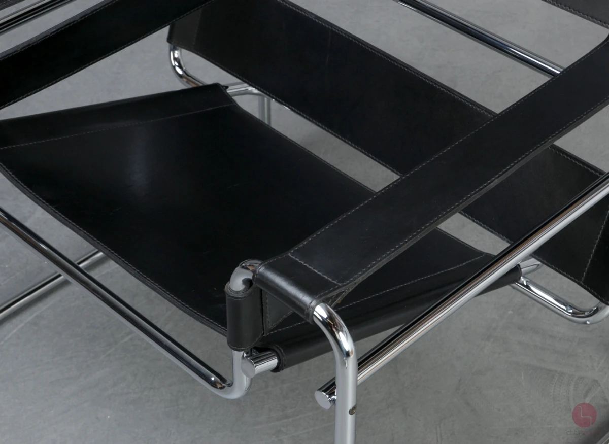 Gavina Wassily Chair mit schwarzem Leder Gavina Wassily Chair mit schwarzem Leder