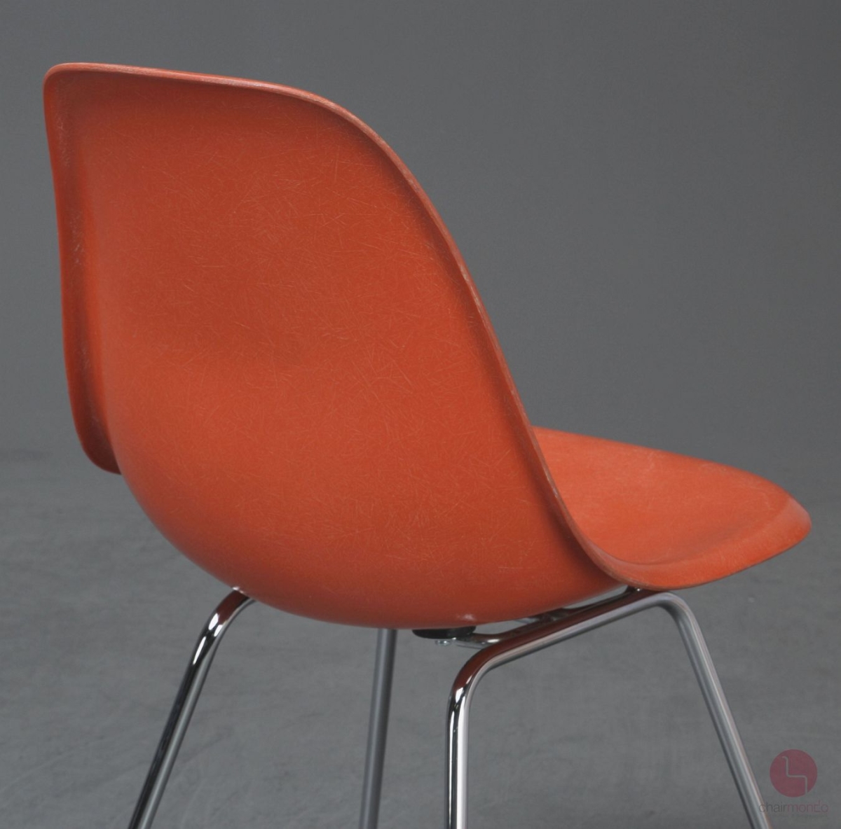 Herman Miller Eames Side Chair aus Fiberglas Orange gebraucht