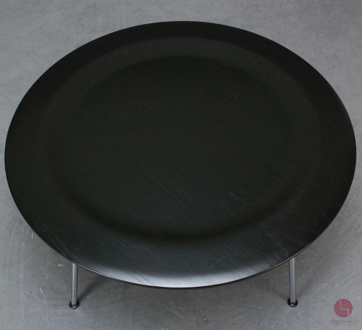 Vitra Herman Miller CTM Coffee Table Metal mit schwarzer Platte, gebraucht Vitra Herman Miller CTM Coffee Table Metal mit schwarzer Platte, gebraucht