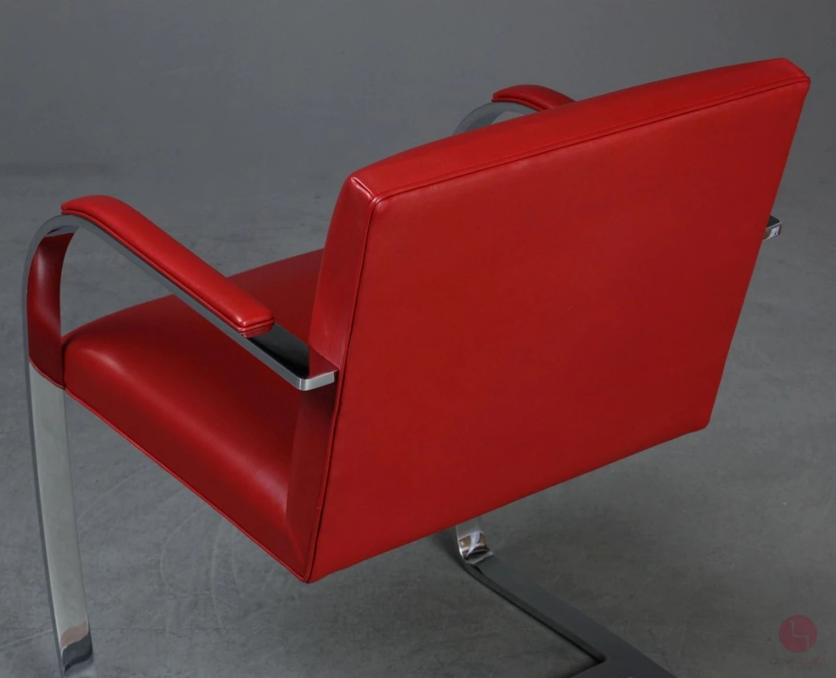 Knoll Brno Freischwinger mit rotem Leder und verchromtem Gestell gebraucht