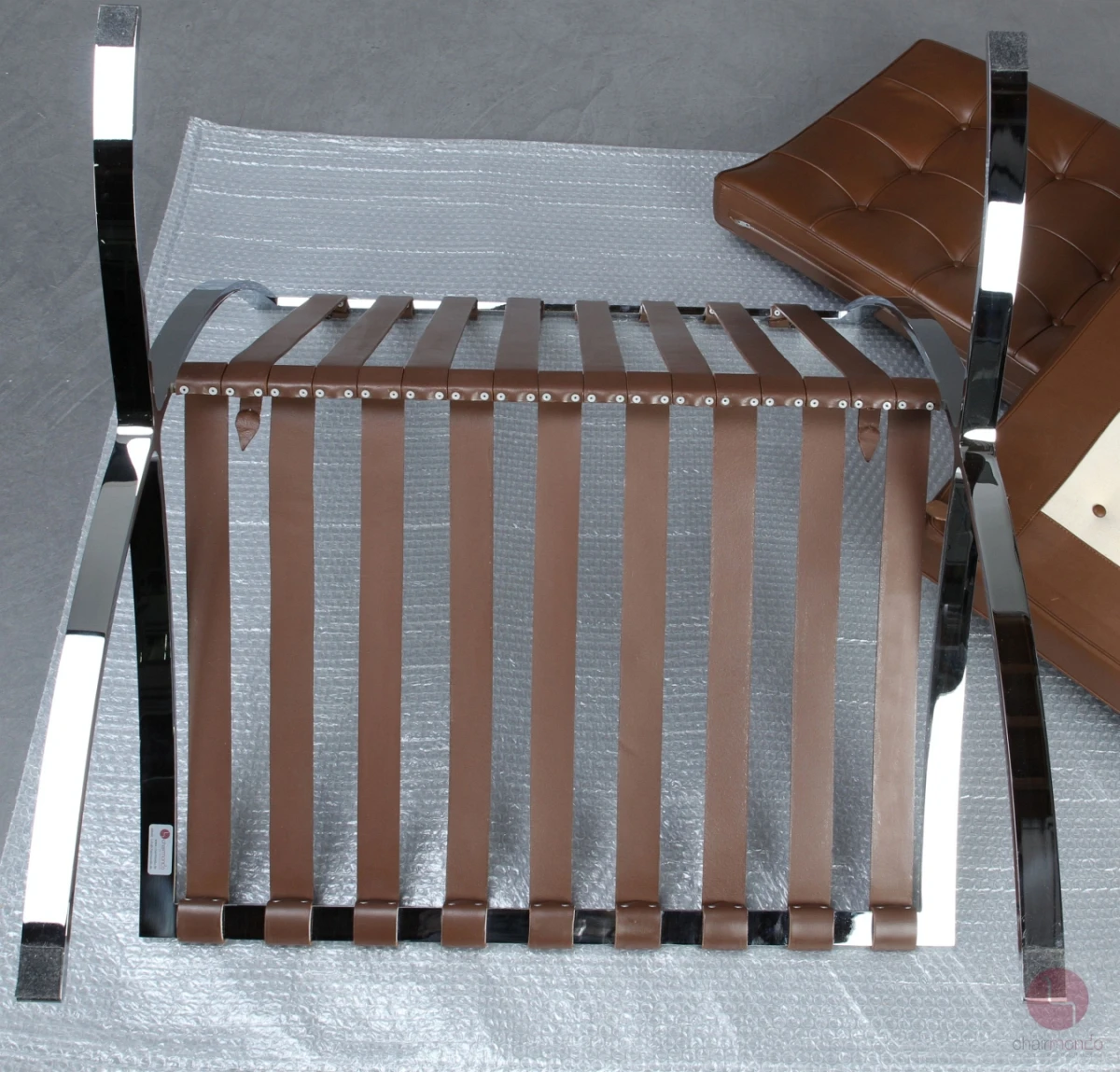 Knoll Barcelona Chair mit Ottoman mit braunem Leder gebraucht