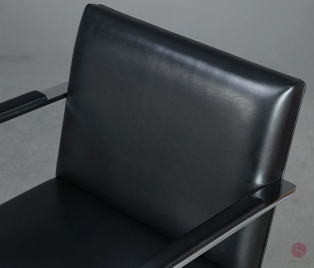 Knoll Brno Freischwinger mit schwarzem Leder und verchromtem Gestell gebraucht Knoll Brno Freischwinger mit schwarzem Leder und verchromtem Gestell gebraucht