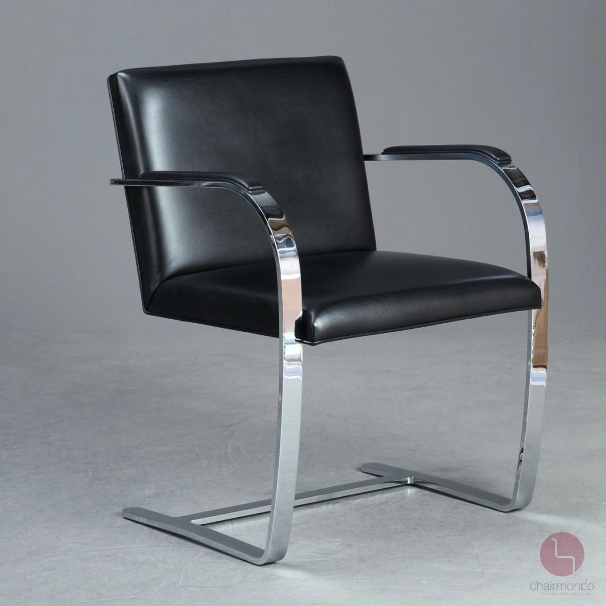 Knoll Brno Freischwinger mit schwarzem Leder und verchromtem Gestell gebraucht Knoll Brno Freischwinger mit schwarzem Leder und verchromtem Gestell gebraucht
