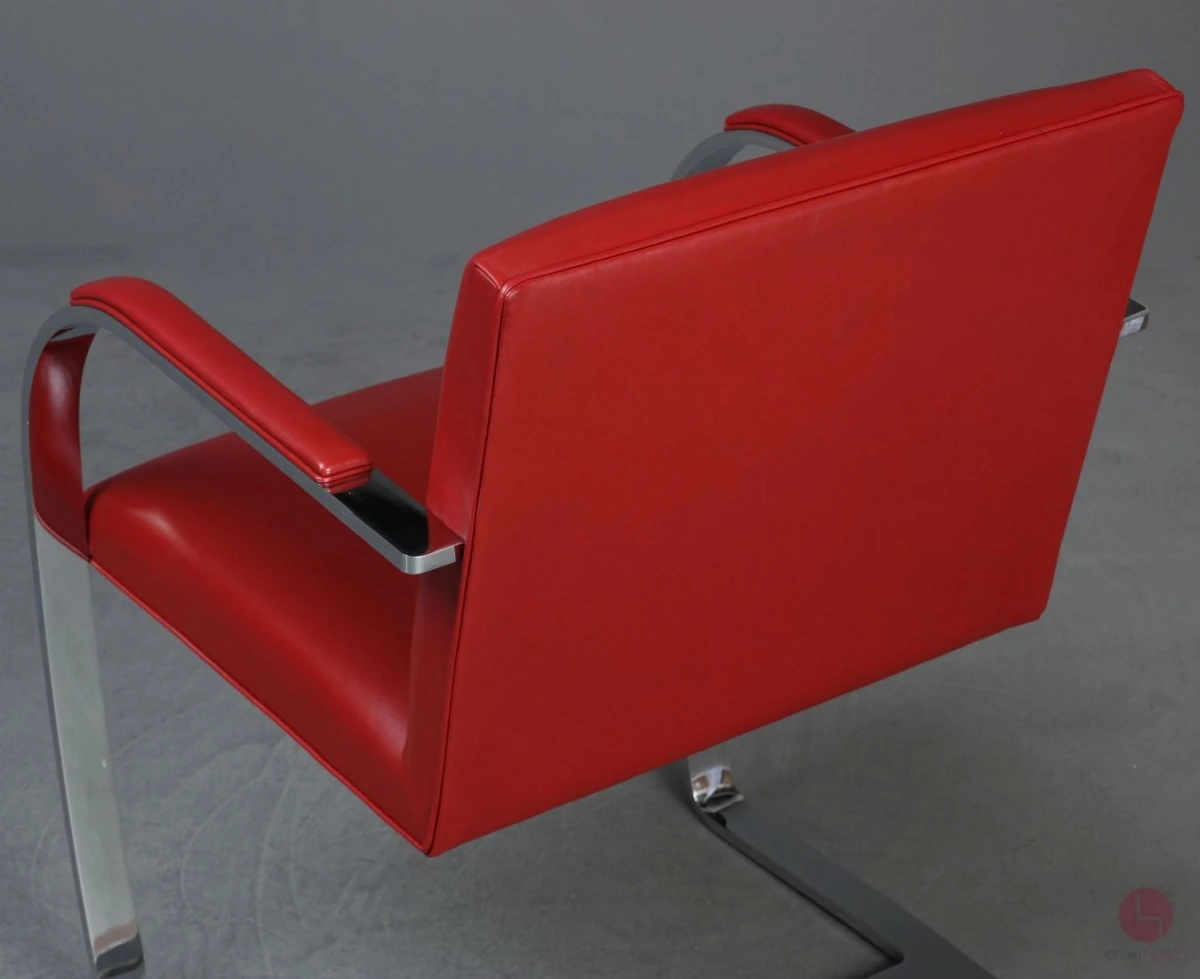 Knoll Brno Freischwinger mit rotem Leder und verchromtem Gestell gebraucht