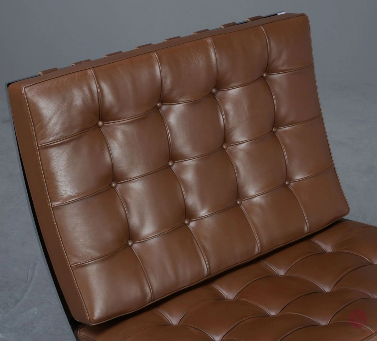 Knoll Barcelona Chair mit braunem Leder gebraucht