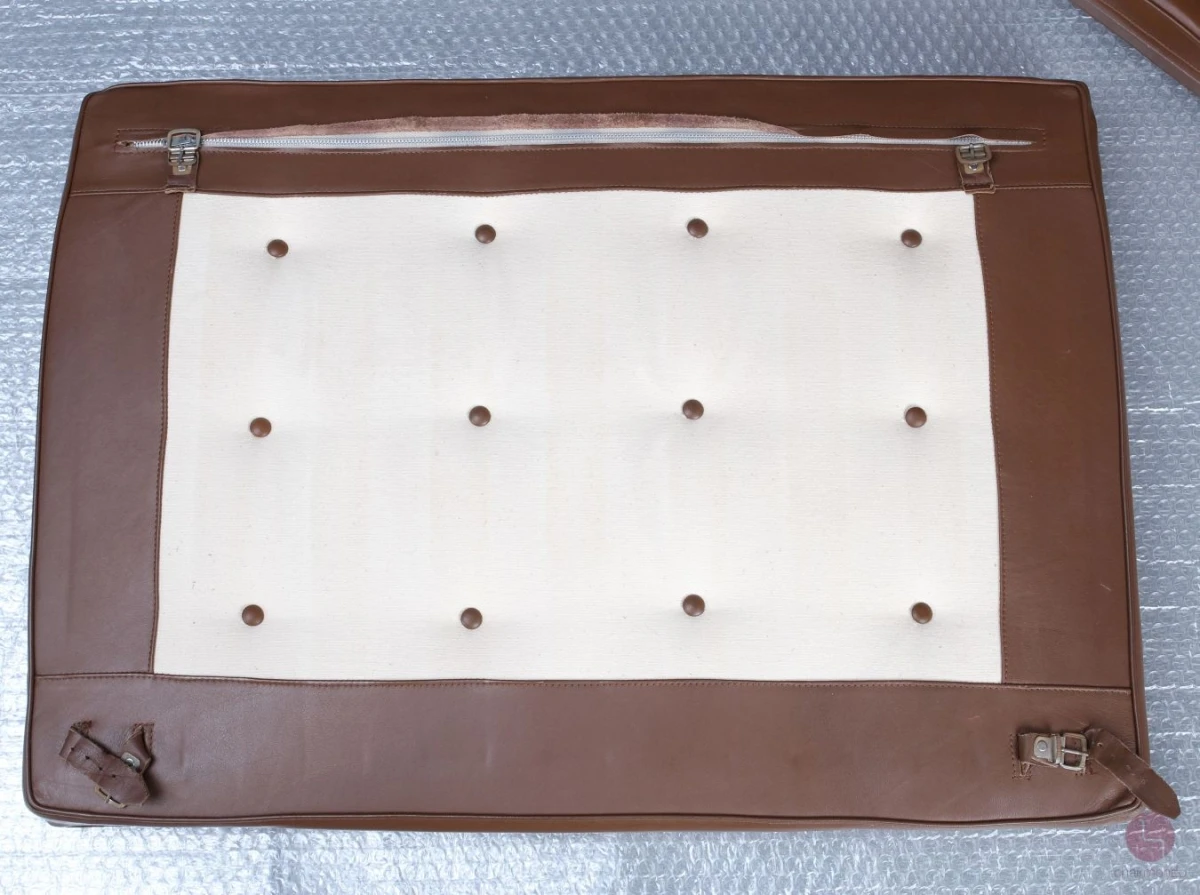 Knoll Barcelona Chair mit Ottoman mit braunem Leder gebraucht