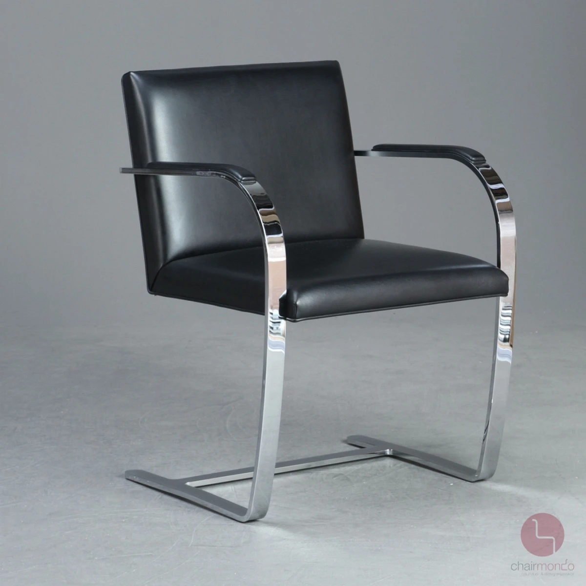Knoll Brno Freischwinger mit schwarzem Leder und verchromtem Gestell gebraucht Knoll Brno Freischwinger mit schwarzem Leder und verchromtem Gestell gebraucht
