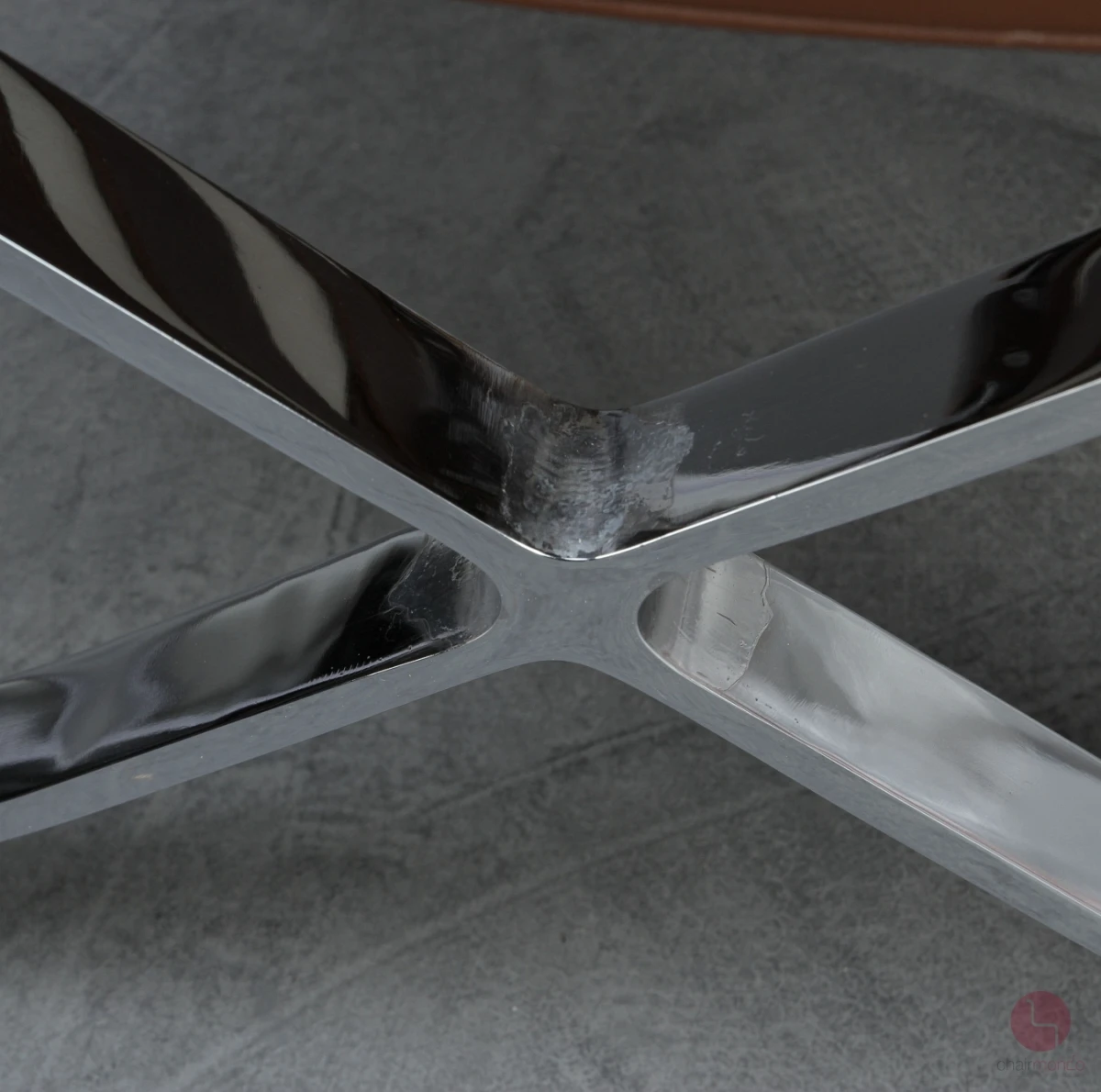 Knoll Barcelona Chair mit Ottoman mit braunem Leder gebraucht