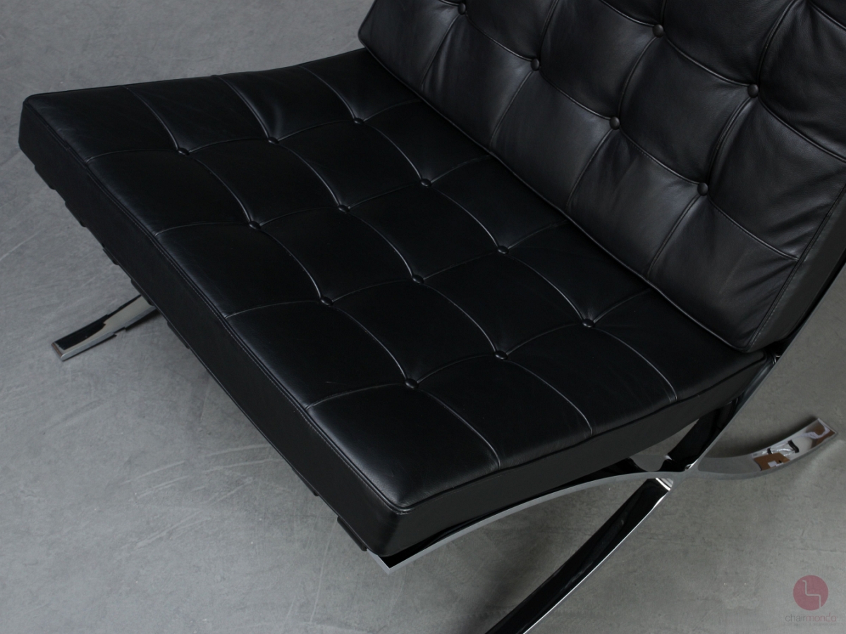 Knoll Barcelona Chair mit schwarzem Leder gebraucht