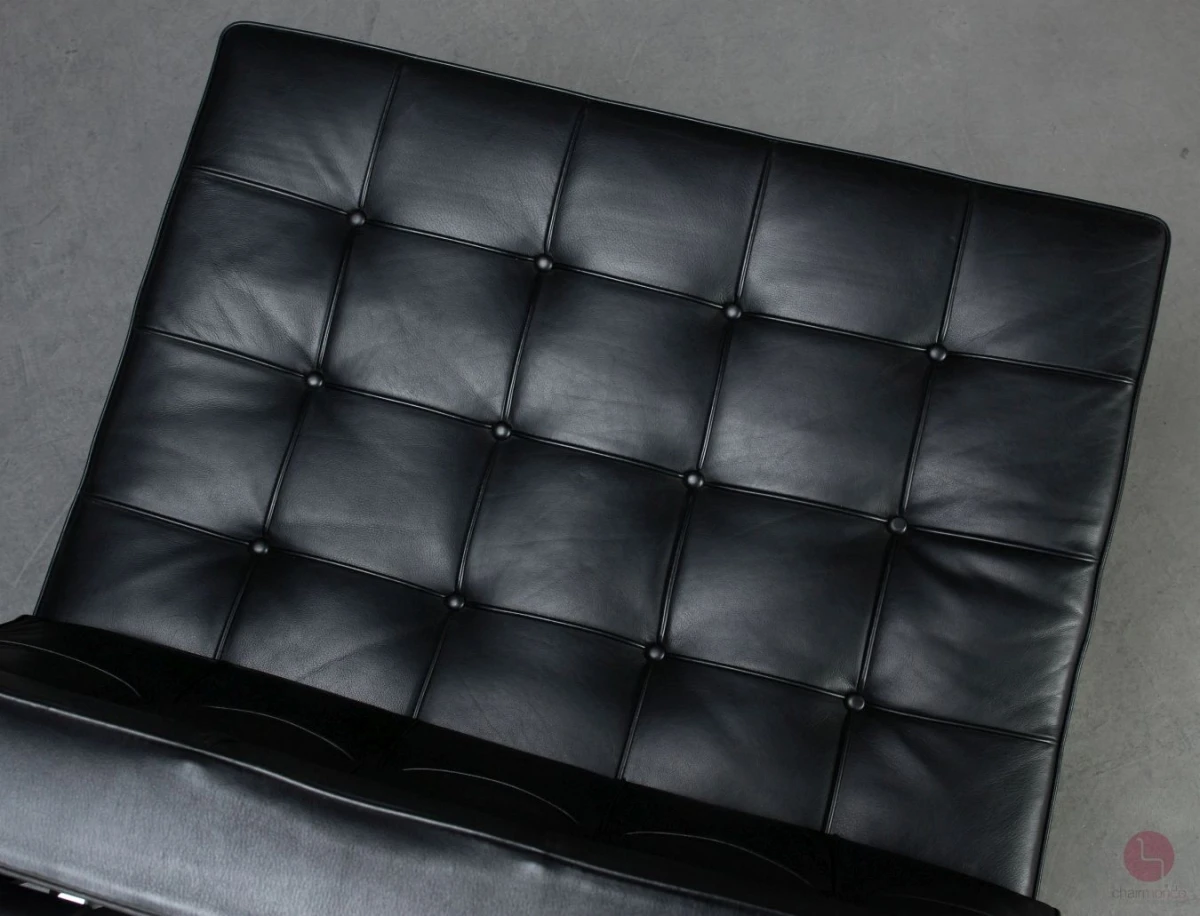 Knoll Barcelona Chair mit schwarzem Leder gebraucht Knoll Barcelona Chair mit schwarzem Leder gebraucht