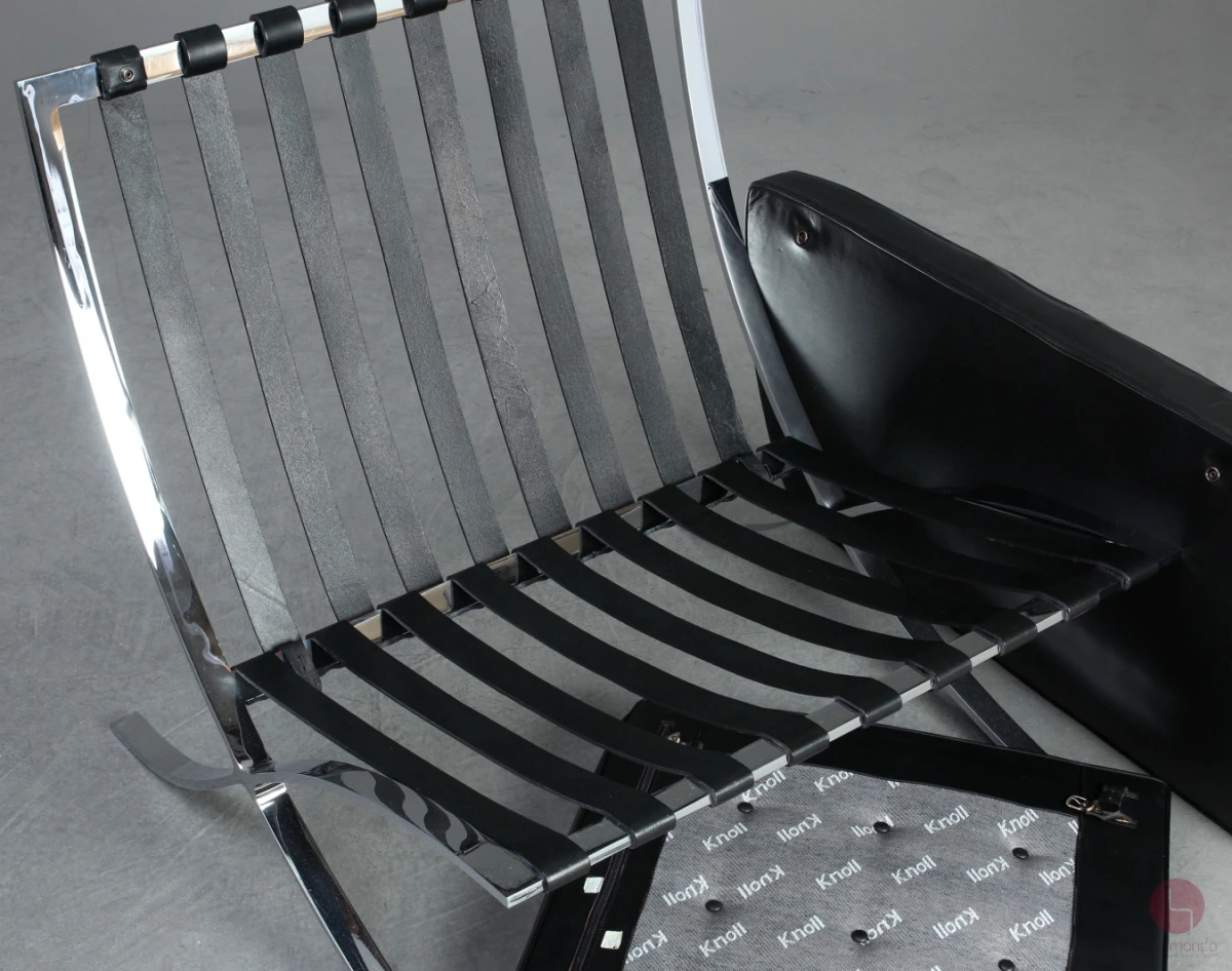 Knoll Barcelona Chair mit schwarzem Leder gebraucht Knoll Barcelona Chair mit schwarzem Leder gebraucht