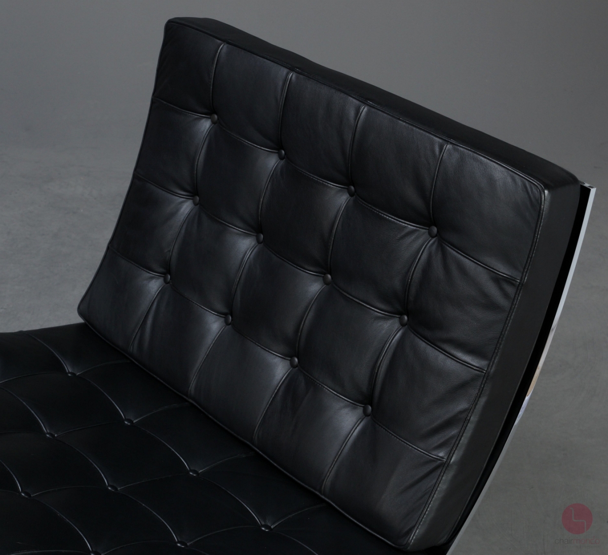 Knoll Barcelona Chair mit schwarzem Leder gebraucht