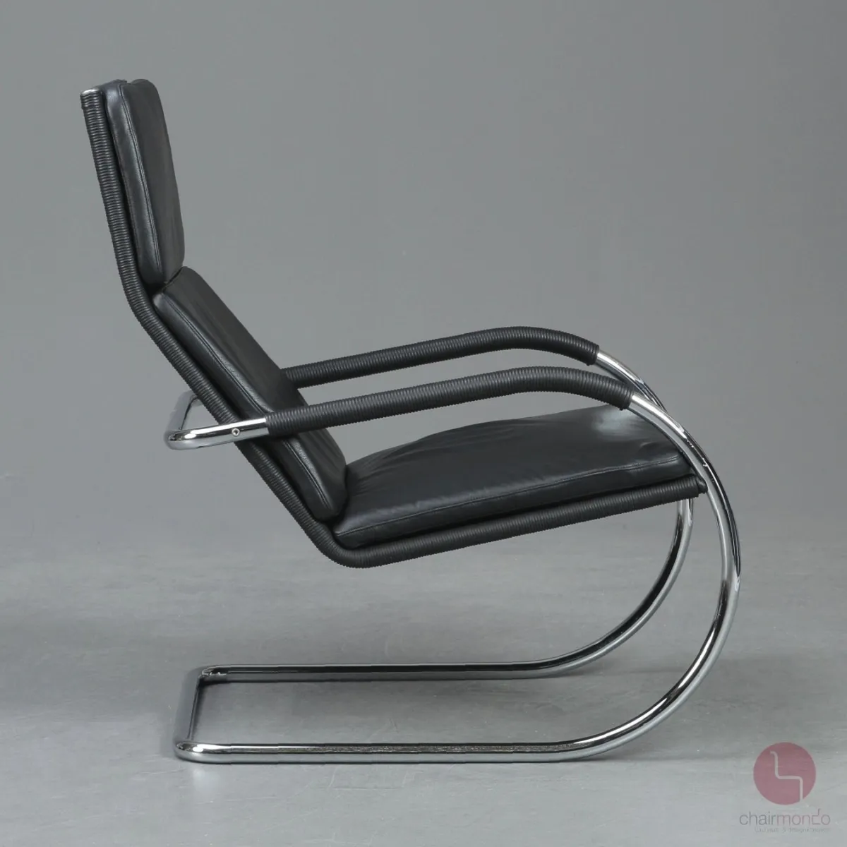 Tecta D35 Lounge Sessel mit schwarzem Leder und Gefelcht gebraucht