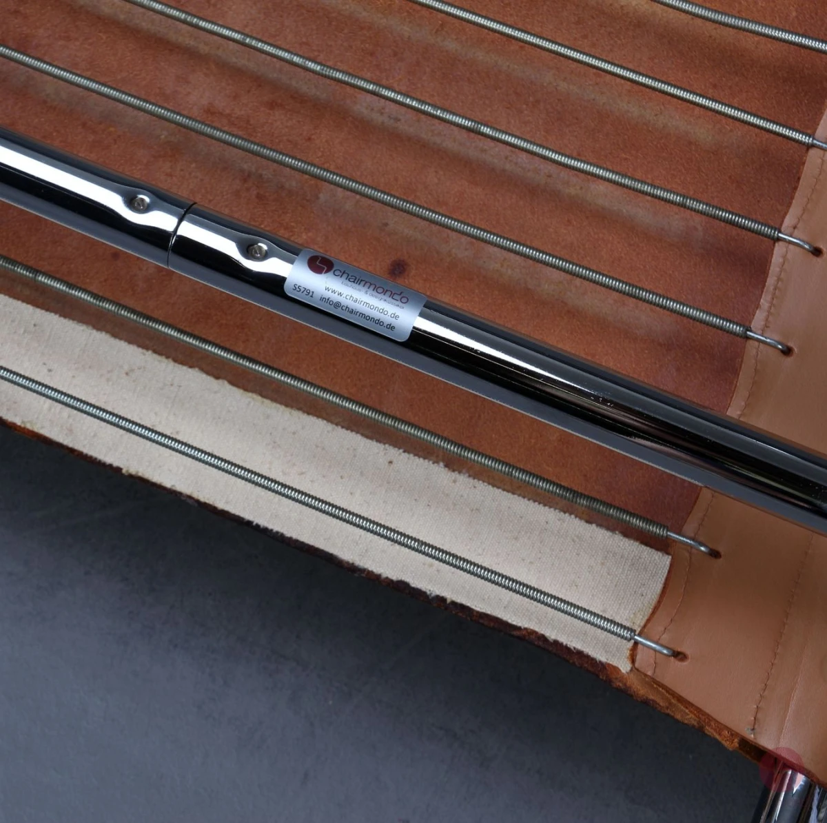 Tecta Triennale Freischwinger Sessel by Franco Albini mit beigem Leder gebraucht Tecta Triennale Freischwinger Sessel by Franco Albini mit beigem Leder gebraucht