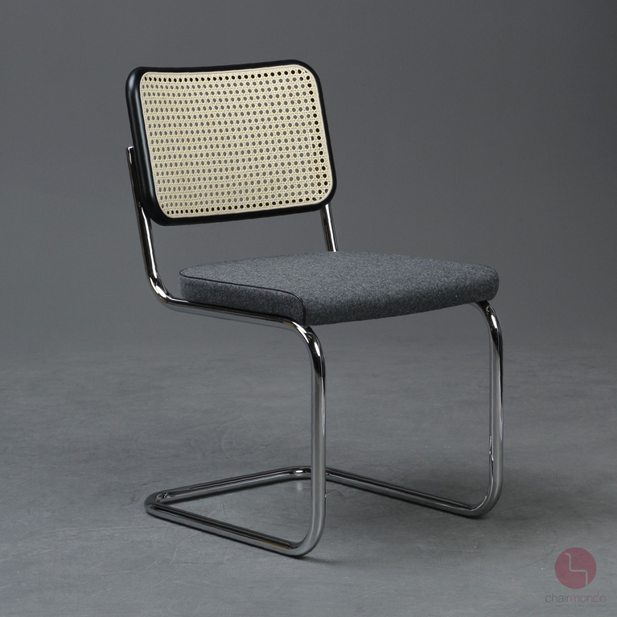 Thonet S32 SPV Freischwinger Stoff Grau mit Geflecht Rückenlehne gebraucht