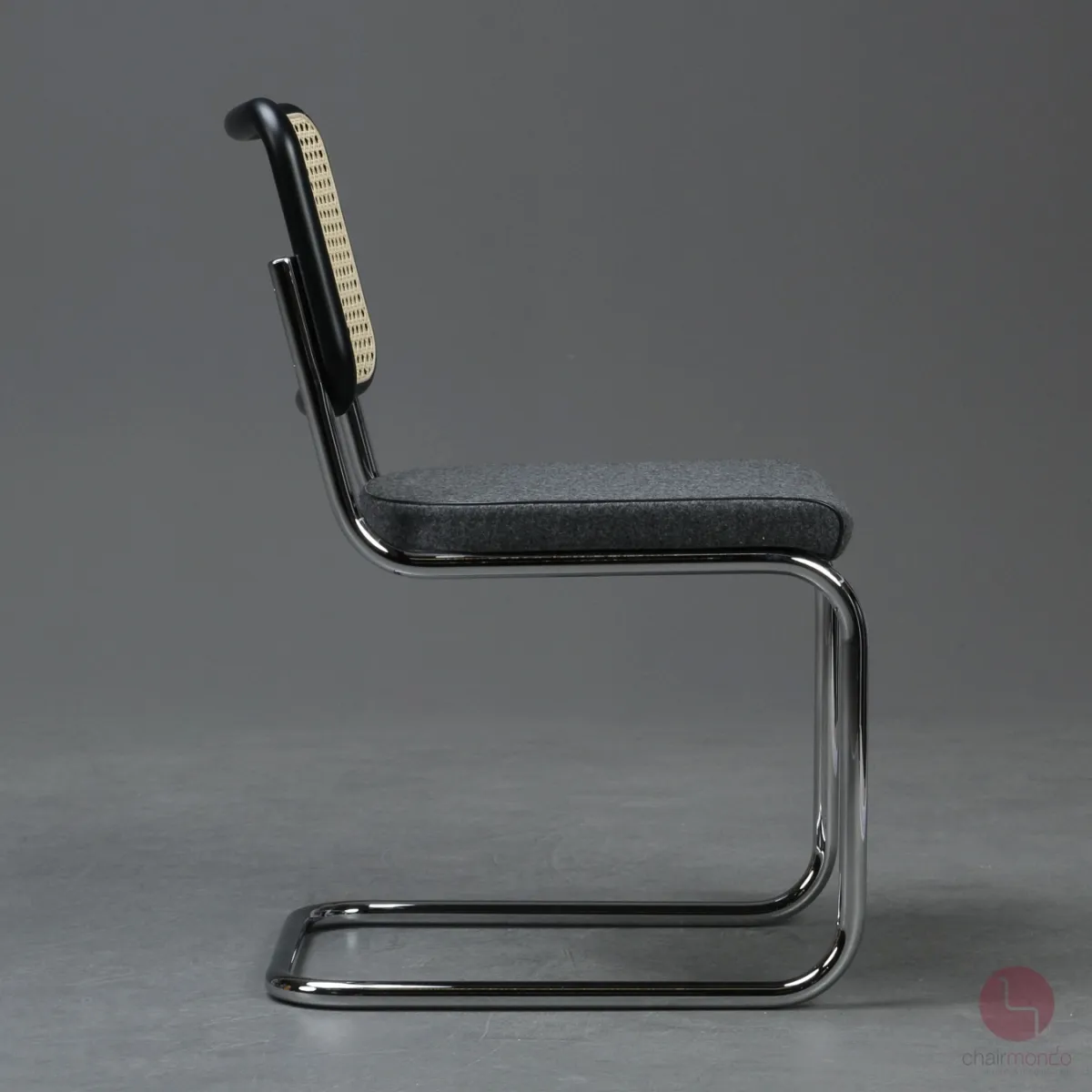 Thonet S32 SPV Freischwinger Stoff Grau mit Geflecht Rückenlehne gebraucht