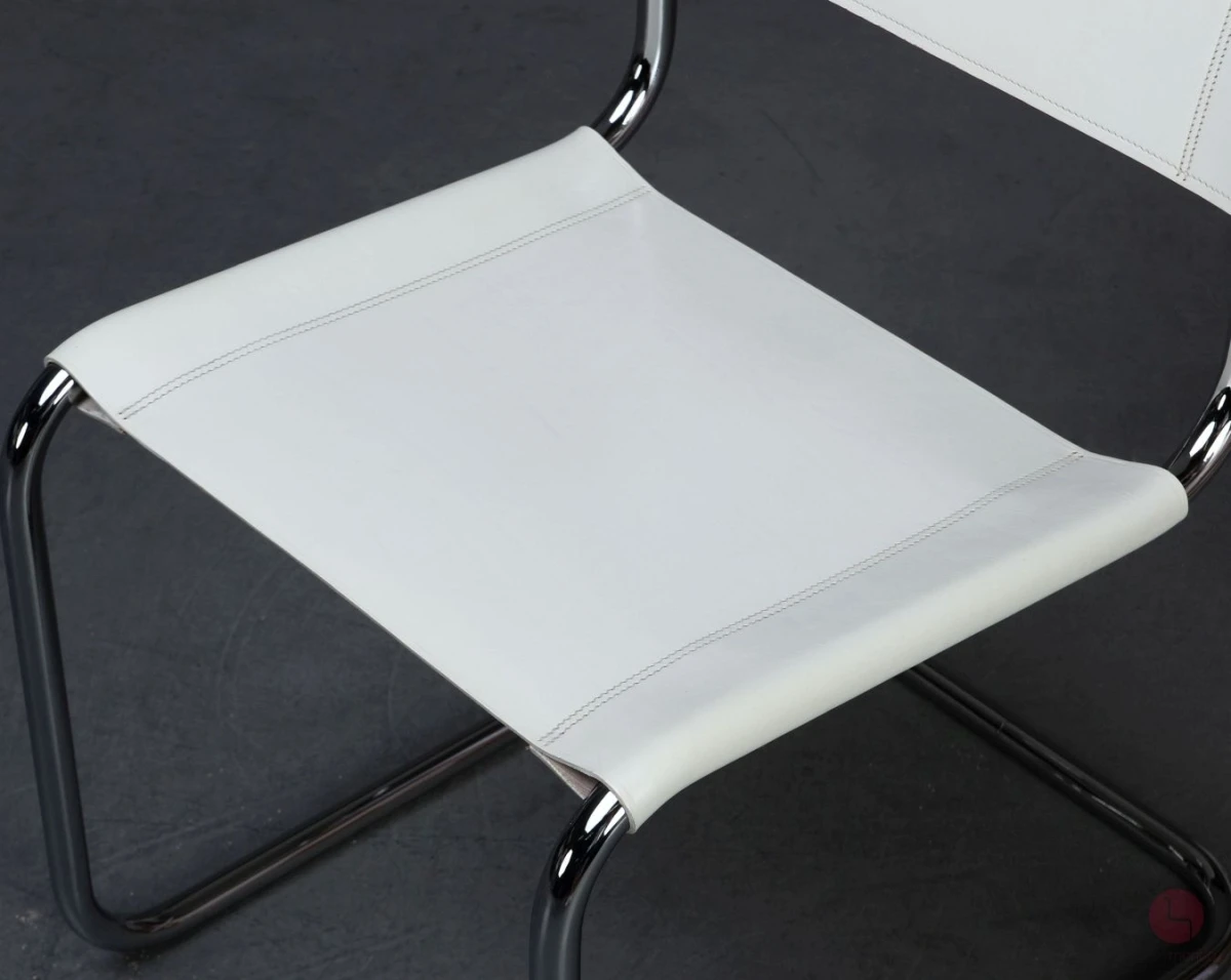 Thonet S33 Freischwinger Leder Weiß gebraucht Thonet S33 Freischwinger Leder Weiß gebraucht