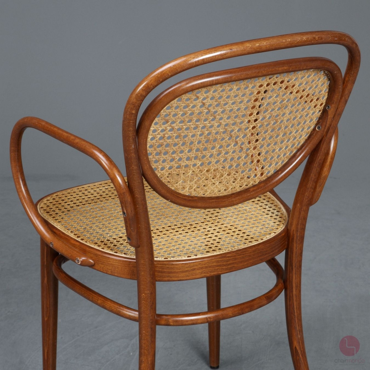 Thonet 215 RF Kaffeehaus Stuhl mit Armlehne Braun gebraucht