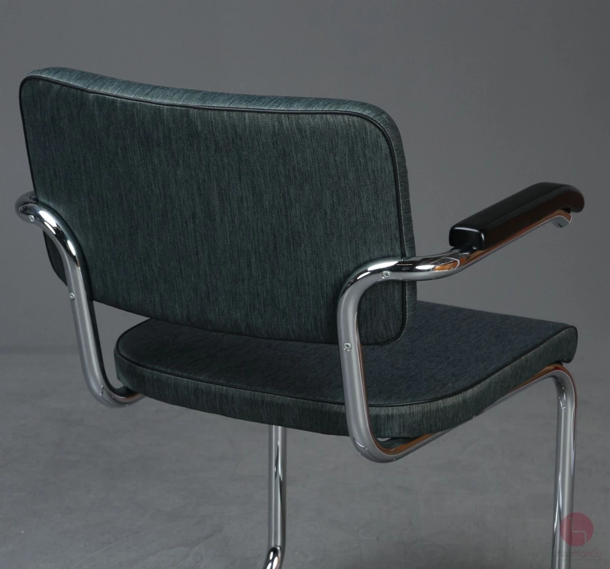 Thonet S64 PV Freischwinger mit Polster in Grün Grau gebraucht