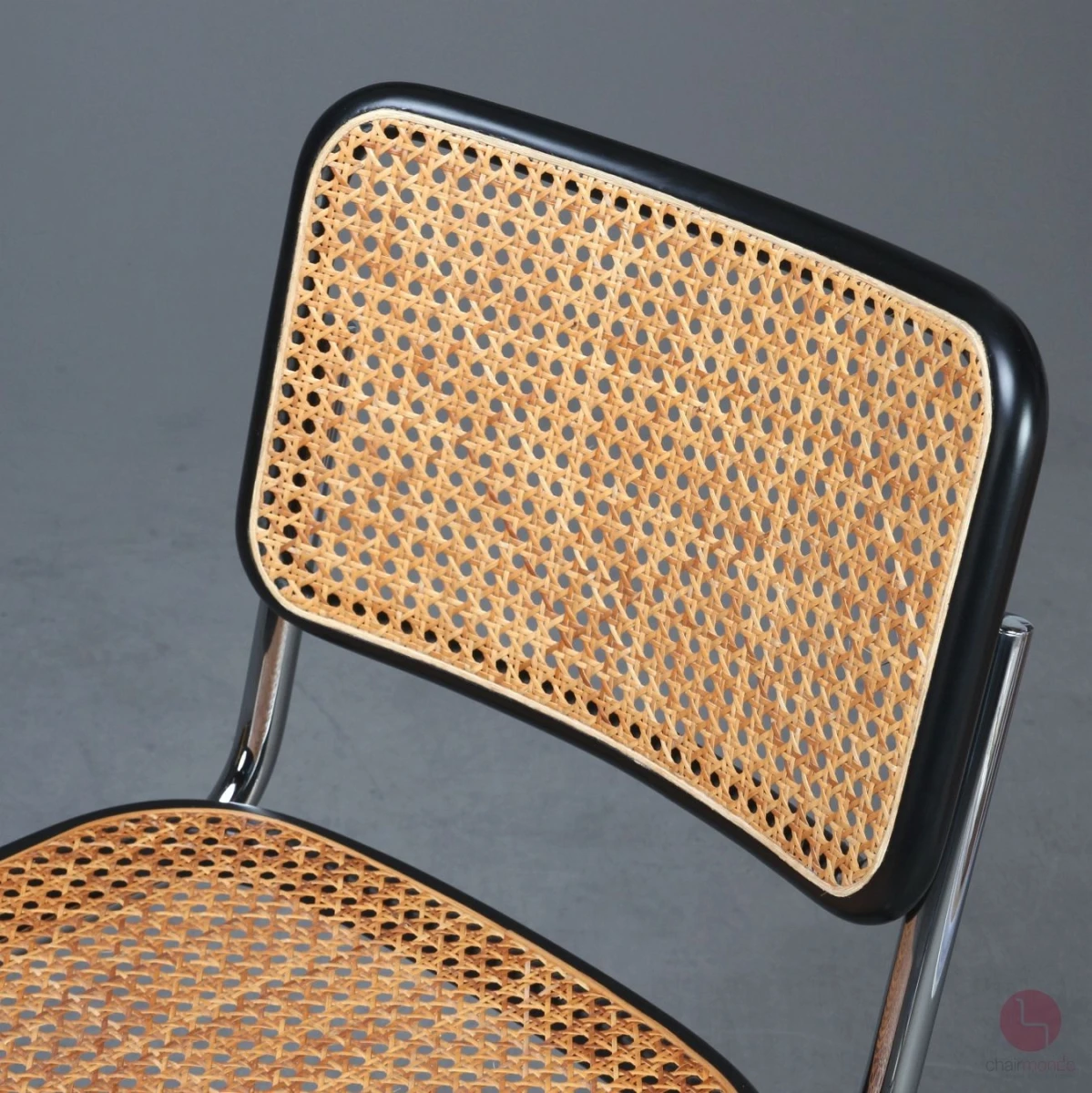 Thonet S32 Freischwinger mit Wiener Geflecht und schöner Patina gebraucht Thonet S32 Freischwinger mit Wiener Geflecht und schöner Patina gebraucht