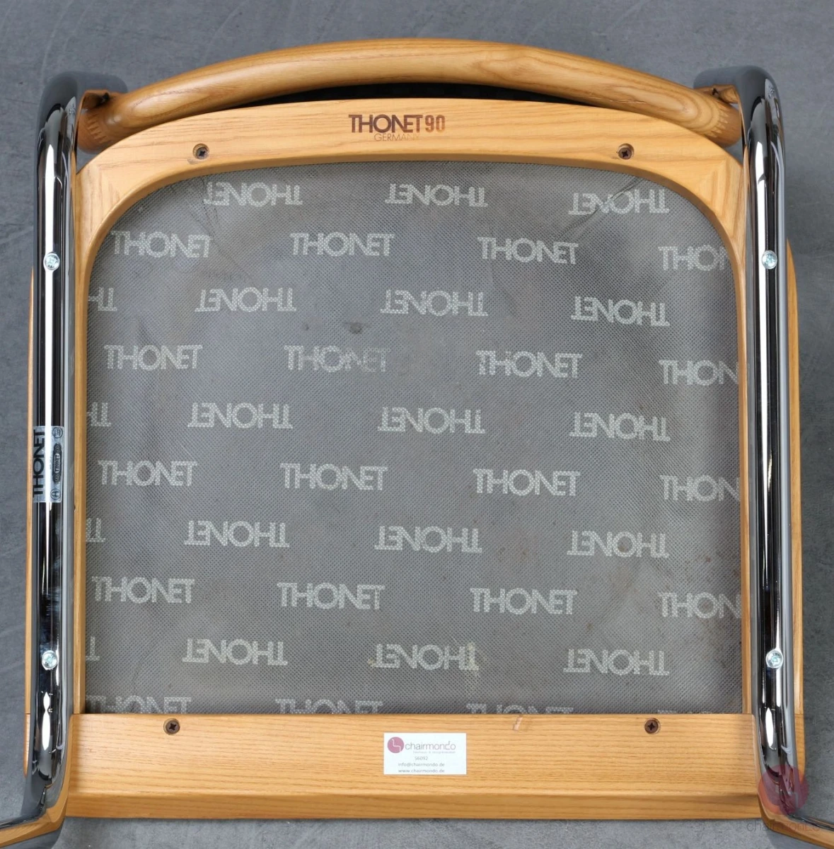 Thonet S23 P Freischwinger mit Stoff Polster Schwarz Thonet S23 P Freischwinger mit Stoff Polster Schwarz