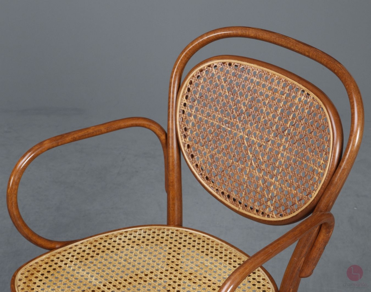 Thonet 215 RF Kaffeehaus Stuhl mit Armlehne Braun gebraucht