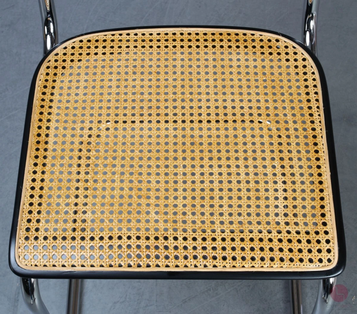 Thonet S32 Freischwinger mit Wiener Geflecht und schöner Patina gebraucht Thonet S32 Freischwinger mit Wiener Geflecht und schöner Patina gebraucht