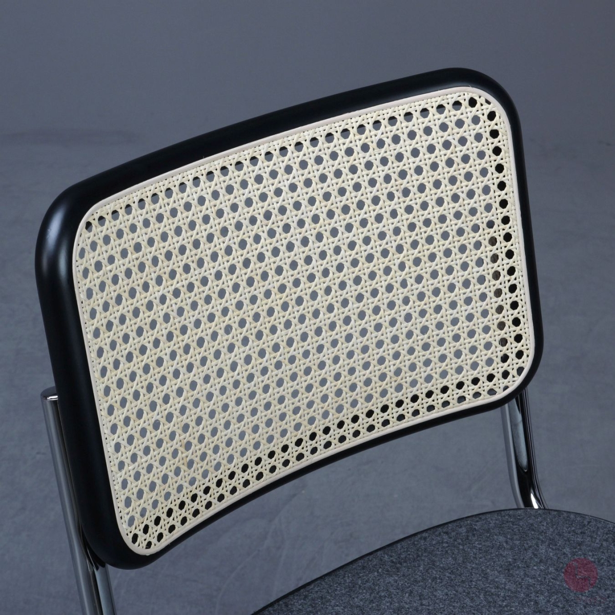 Thonet S32 SPV Freischwinger Stoff Grau mit Geflecht Rückenlehne gebraucht