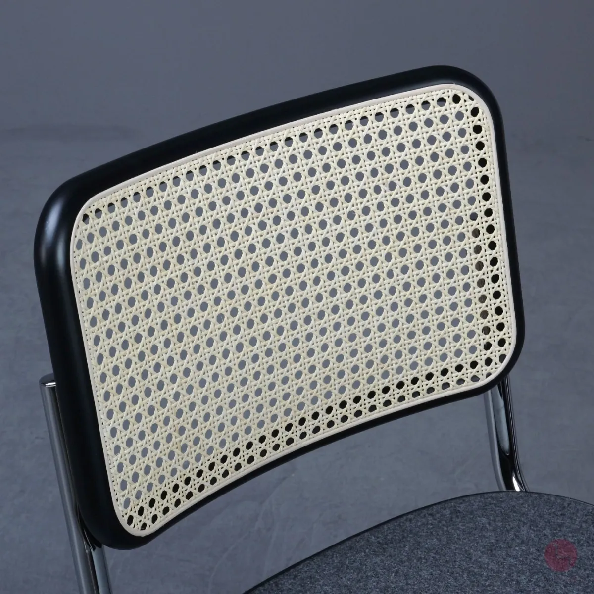 Thonet S32 SPV Freischwinger Stoff Grau mit Geflecht Rückenlehne gebraucht