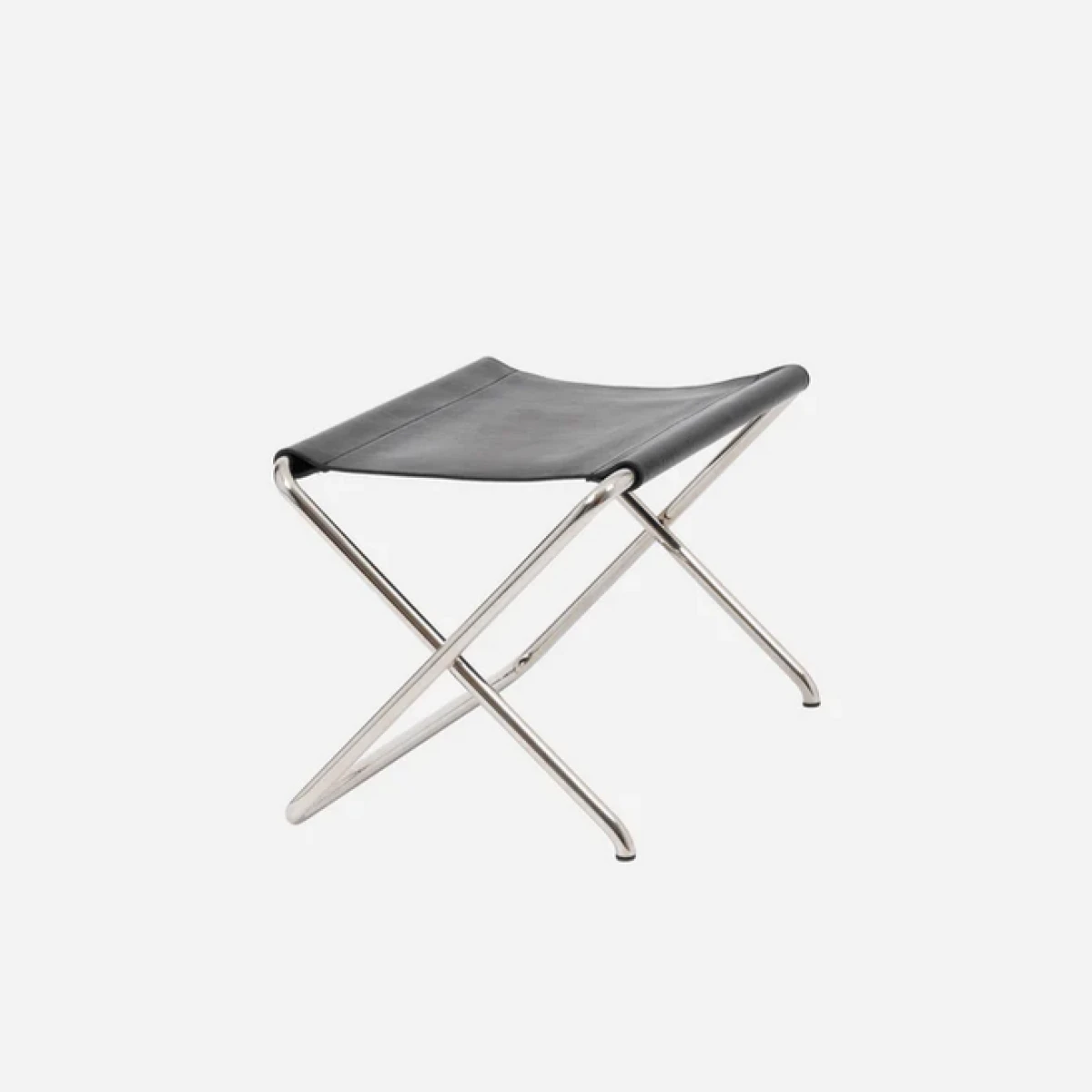 Tecta C4 faltbarer Hocker Sattel Leder schwarz Tecta C4 faltbarer Hocker Sattel Leder schwarz