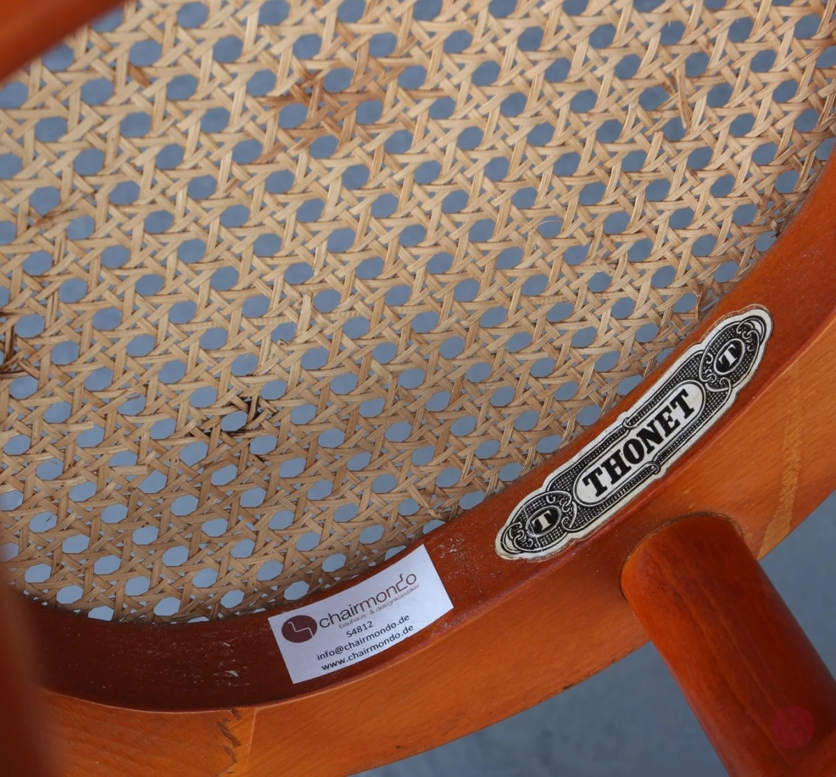 Thonet 204 RH Barhocker mit Geflecht Orange, gebraucht Thonet 204 RH Barhocker mit Geflecht Orange, gebraucht