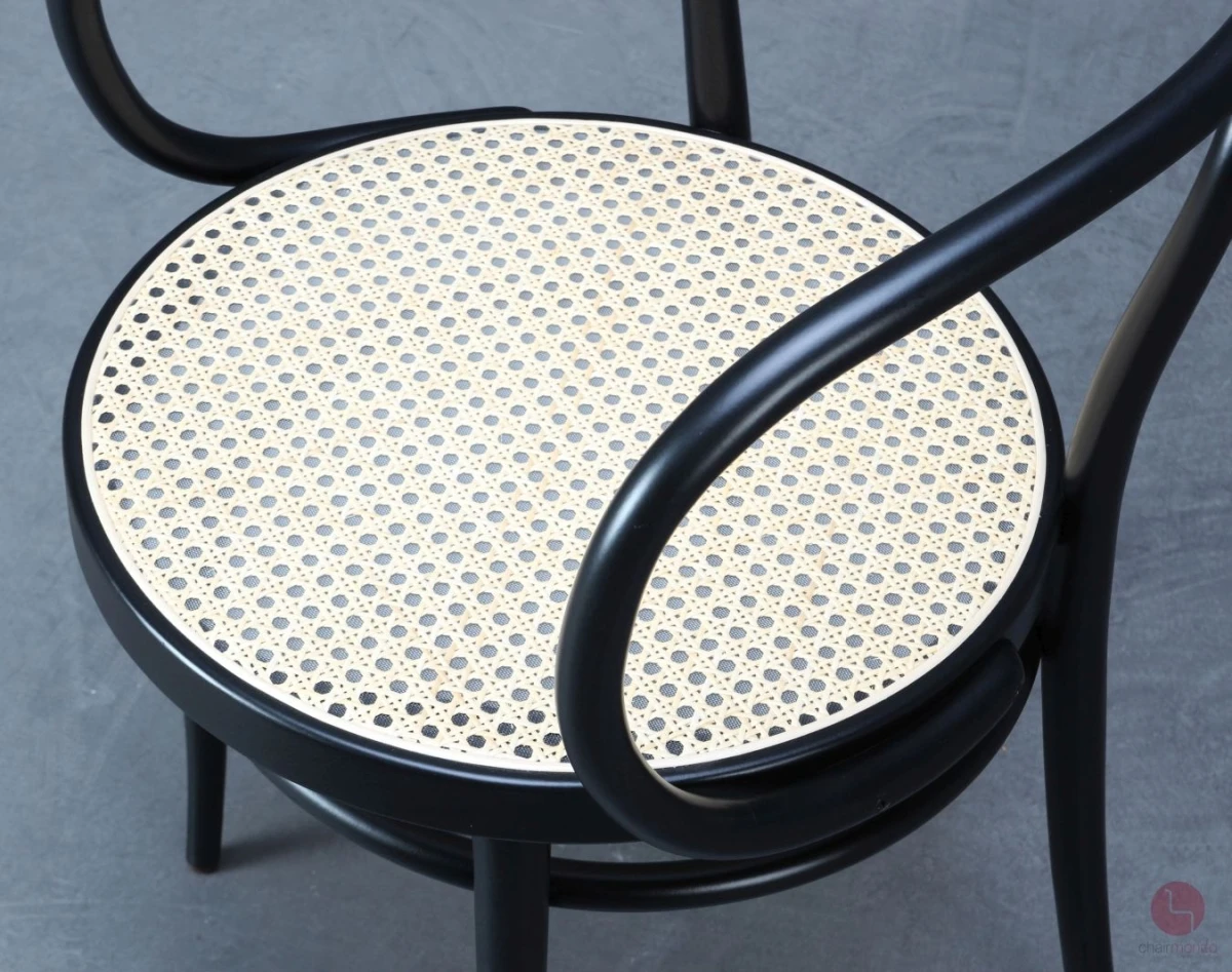 Thonet 209 Bugholzstuhl Schwarz mit neuem Geflecht + Stützgewebe Thonet 209 Bugholzstuhl Schwarz mit neuem Geflecht + Stützgewebe