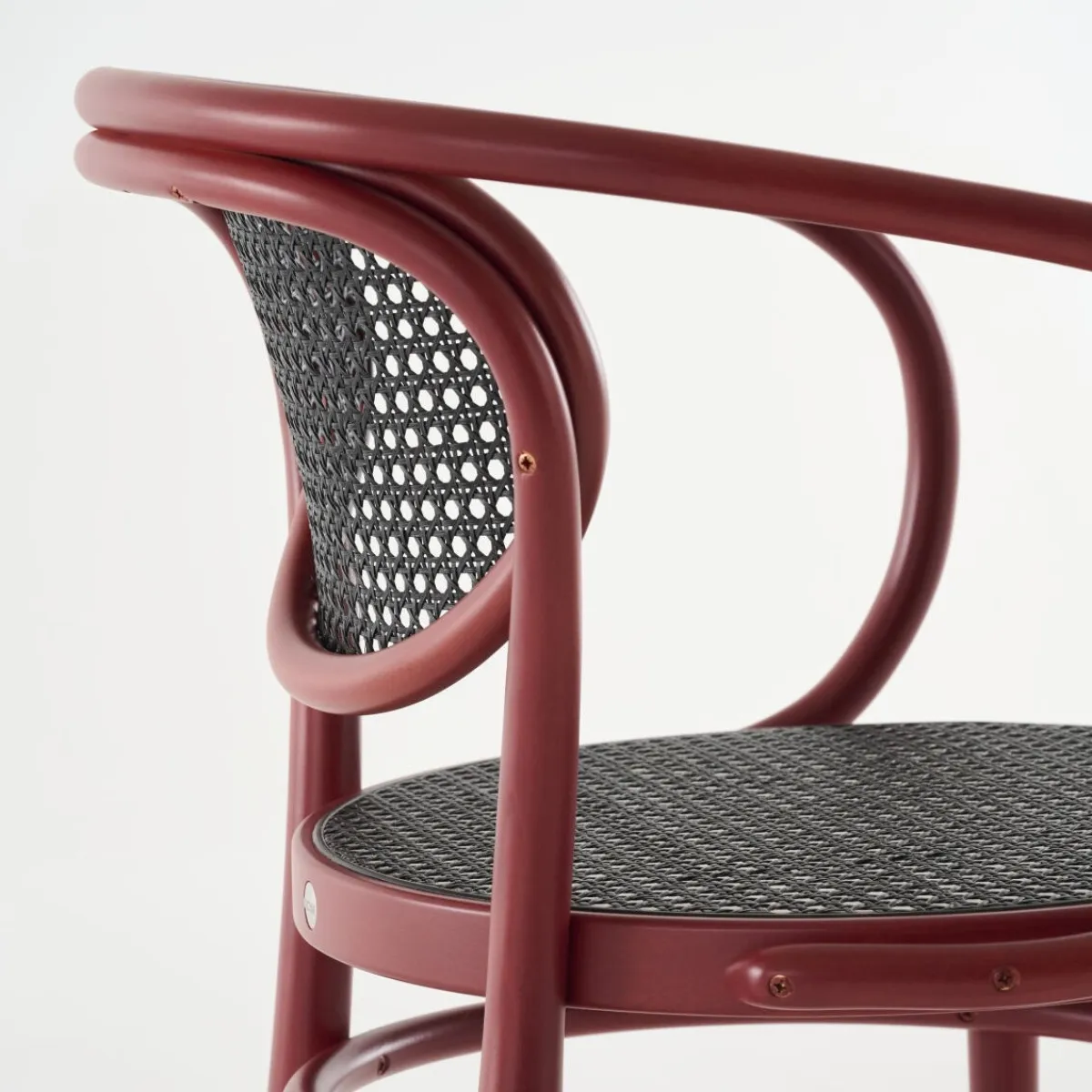 Thonet 210 R Dark Melange Geflecht, Buche rostrot gebeizt Detailansicht