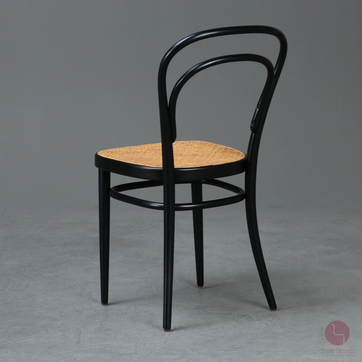 Thonet 214 in Schwarz mit schöner Patina