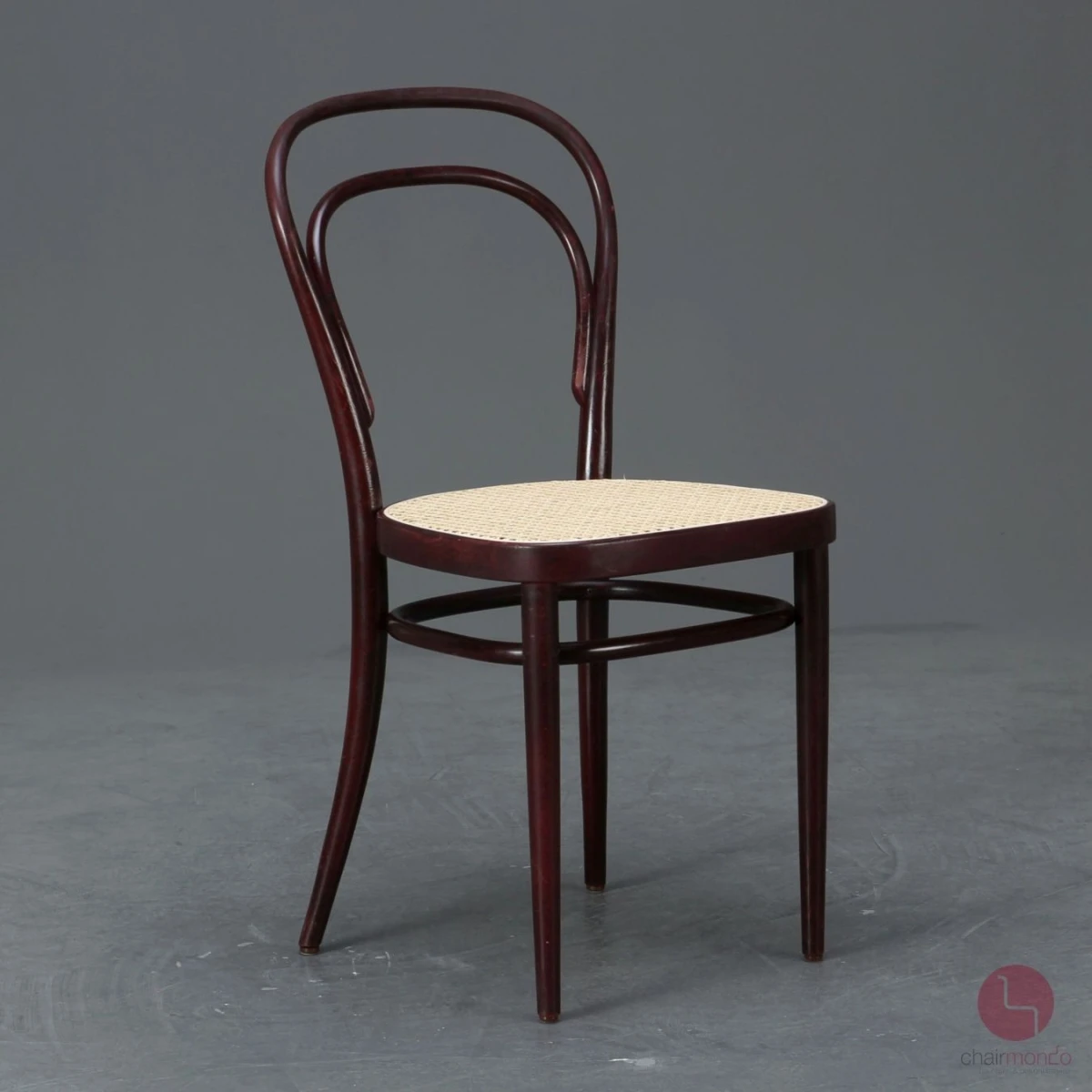 Thonet 214 Mahagoni Braun Bugholzstuhl mit neuem Geflecht gebraucht Thonet 214 Mahagoni Braun Bugholzstuhl mit neuem Geflecht gebraucht
