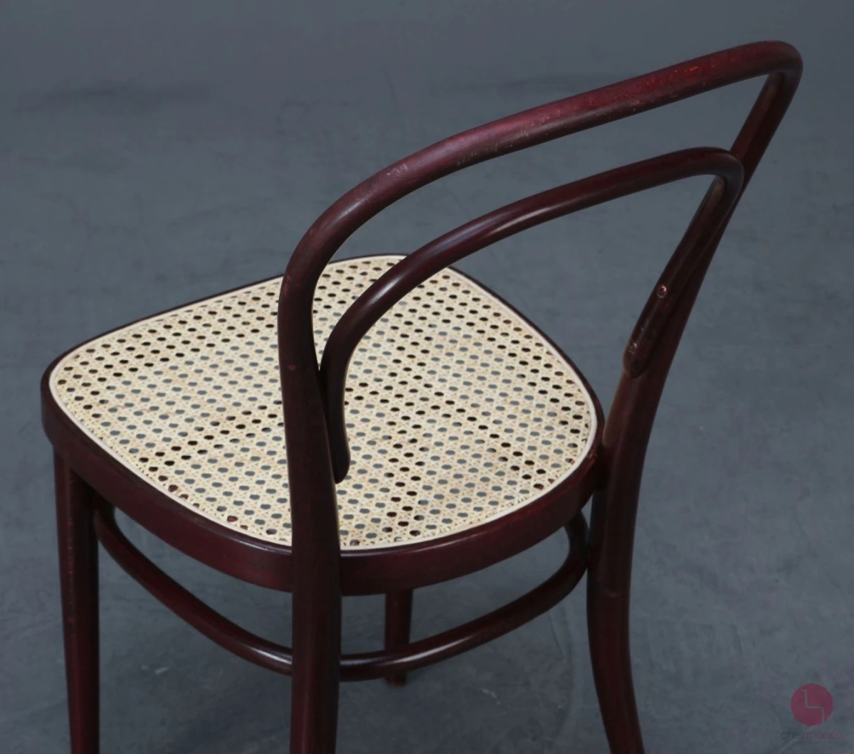 Thonet 214 Mahagoni Braun Bugholzstuhl mit neuem Geflecht gebraucht Thonet 214 Mahagoni Braun Bugholzstuhl mit neuem Geflecht gebraucht
