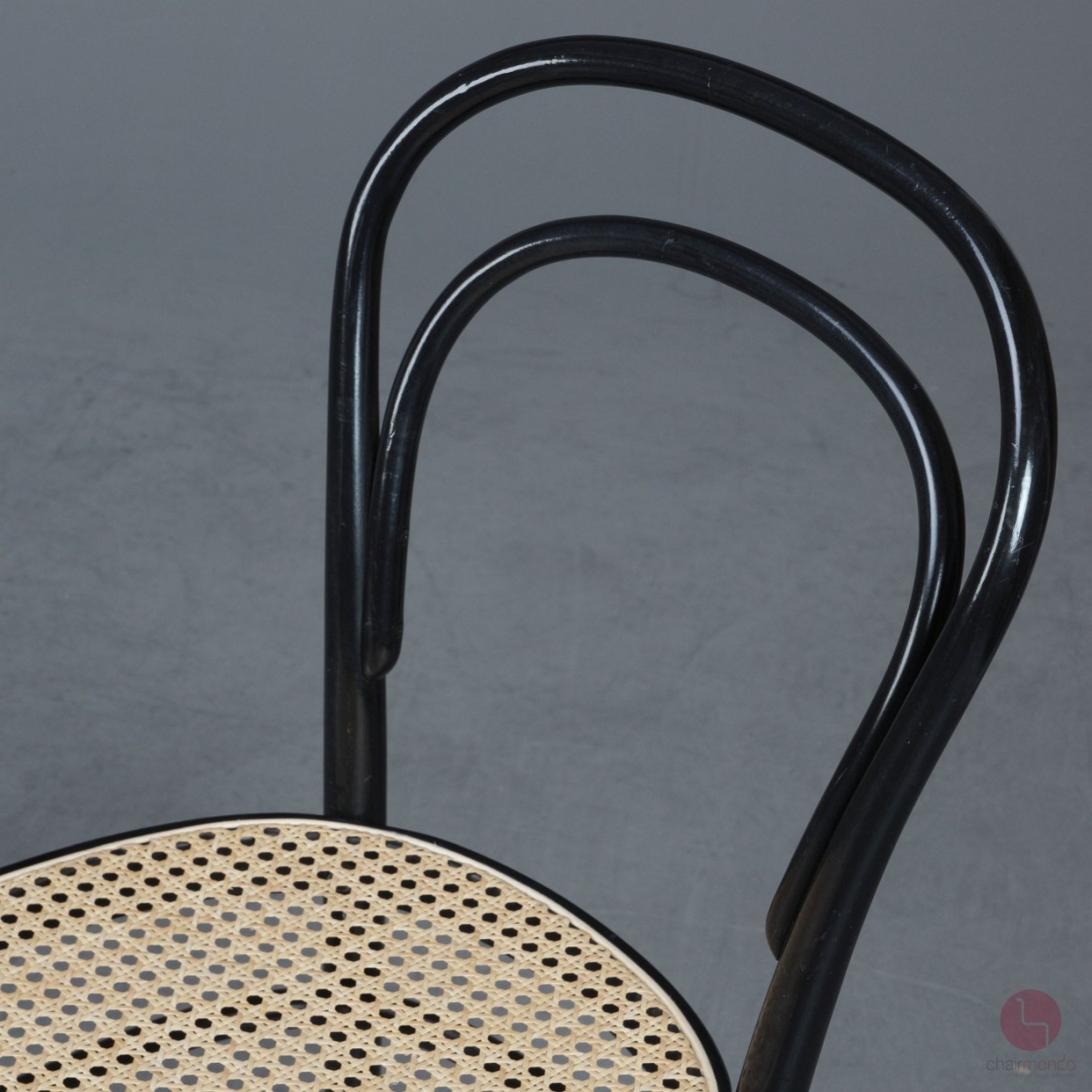 Thonet 214 Bugholz Stuhl Schwarz mit Wiener Geflecht gebraucht