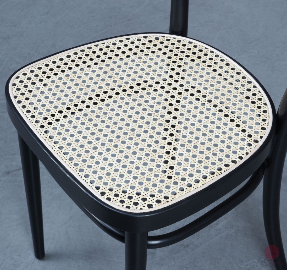Thonet 214 Kaffehaus Stuhl in Schwarz mit neuem Wiener Geflecht gebraucht