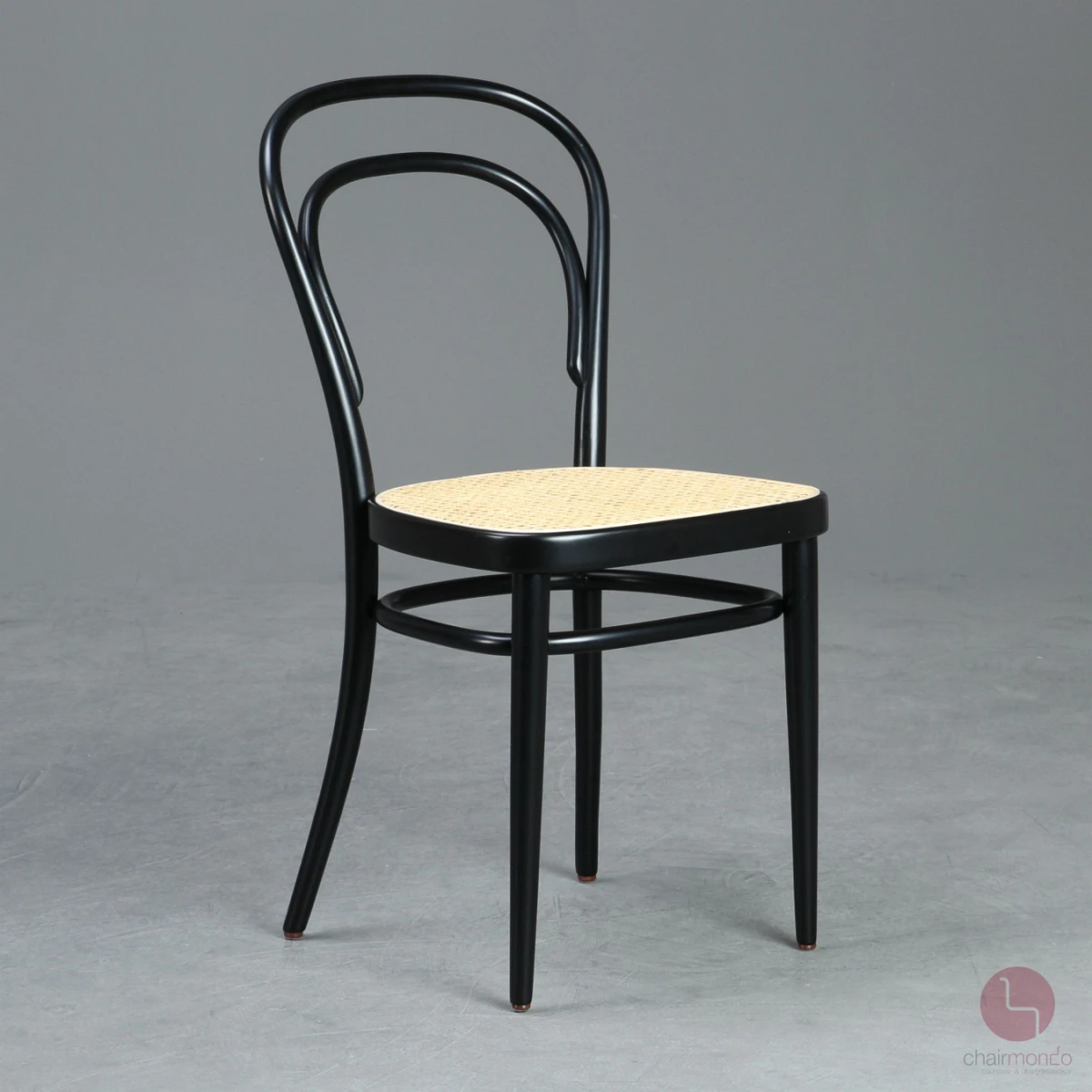 Thonet 214 Bugholz Stuhl Schwarz mit erneuertem Geflecht