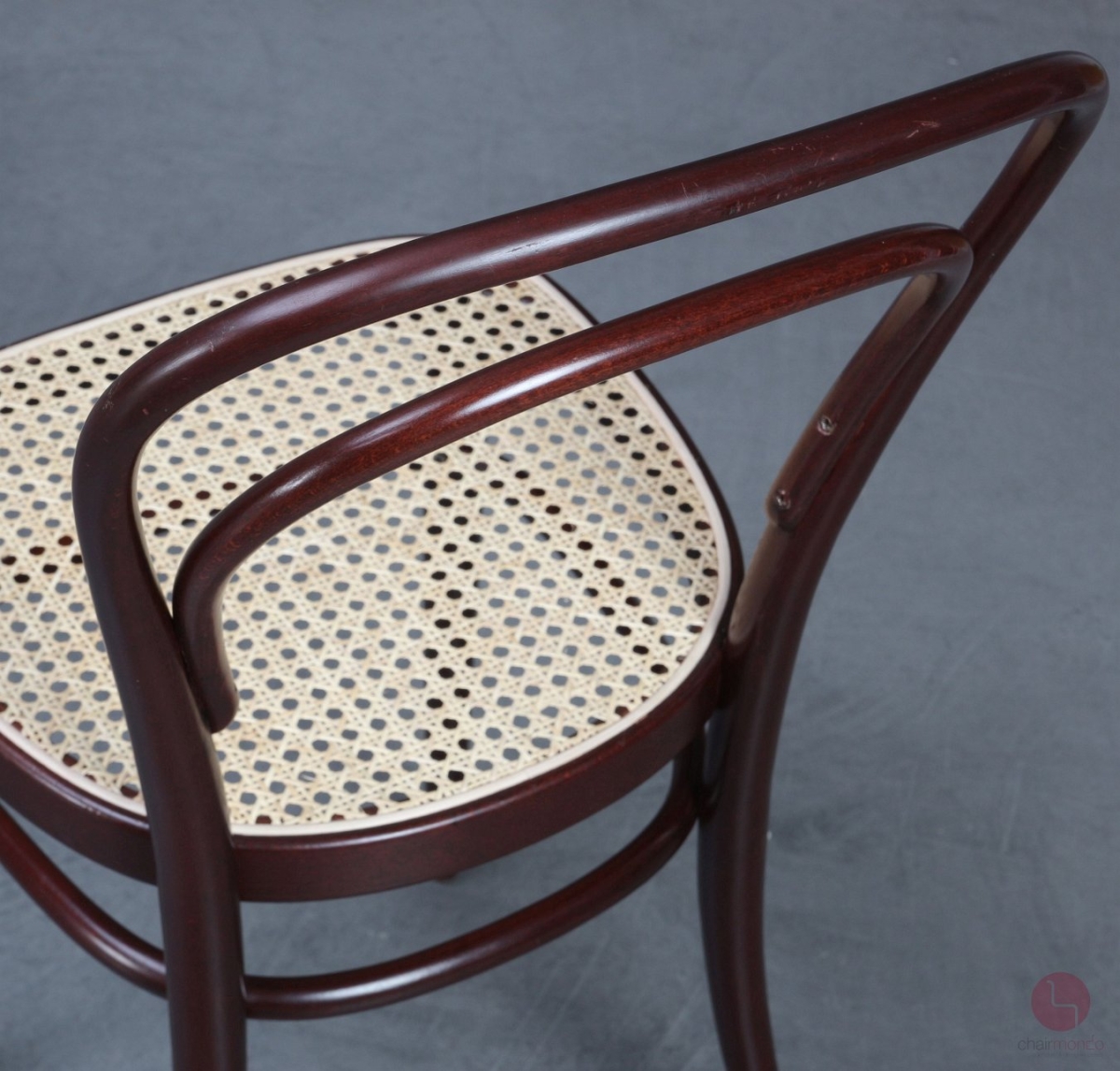 Thonet 214 Bugholz Stuhl Schwarzrot mit neuem Geflecht gebraucht
